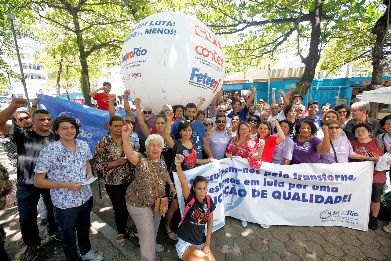 Sinpro-Rio realiza ato contra a reforma trabalhista