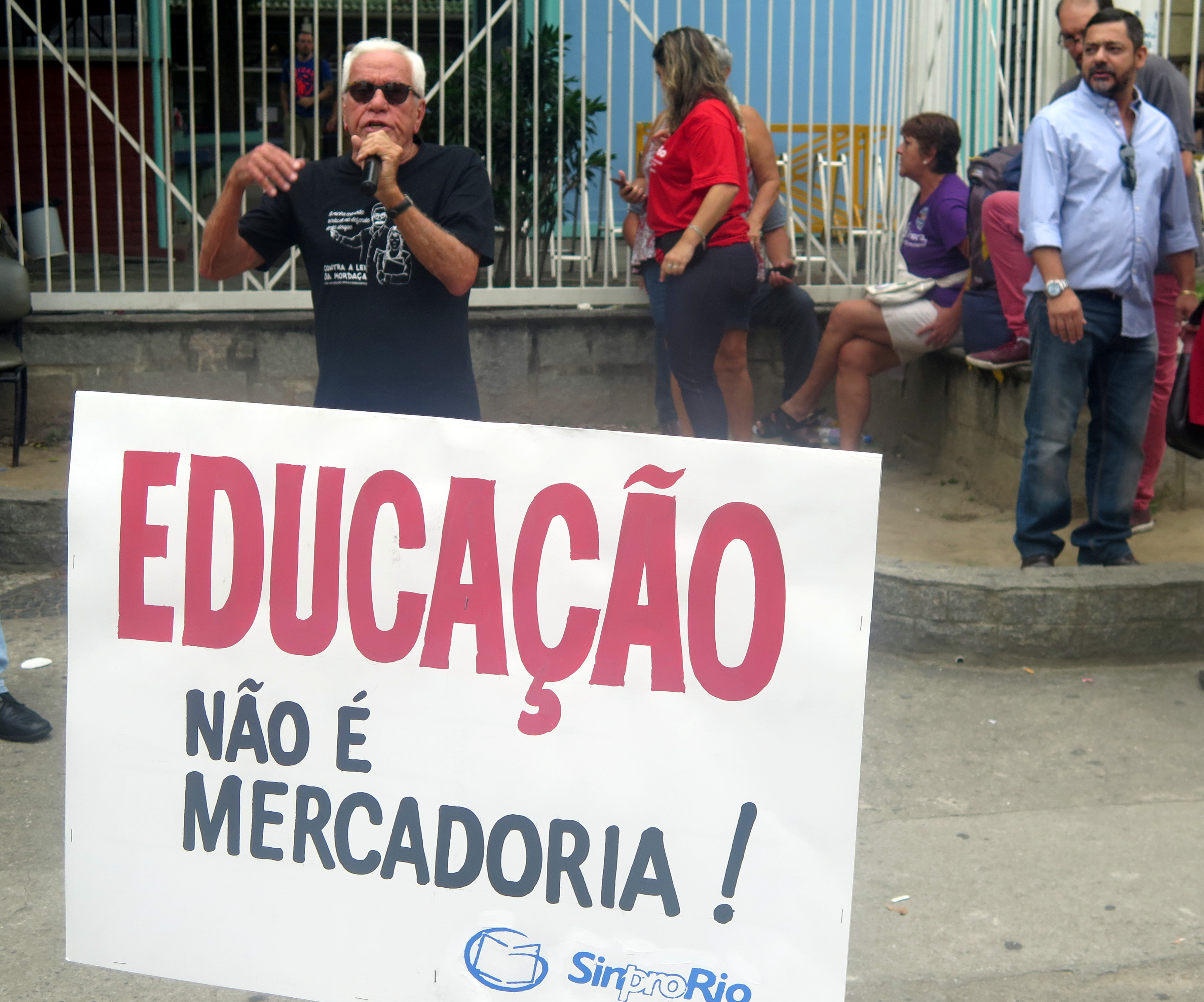Demissões na Estácio: Sinpro-Rio tem nova rodada de negociação