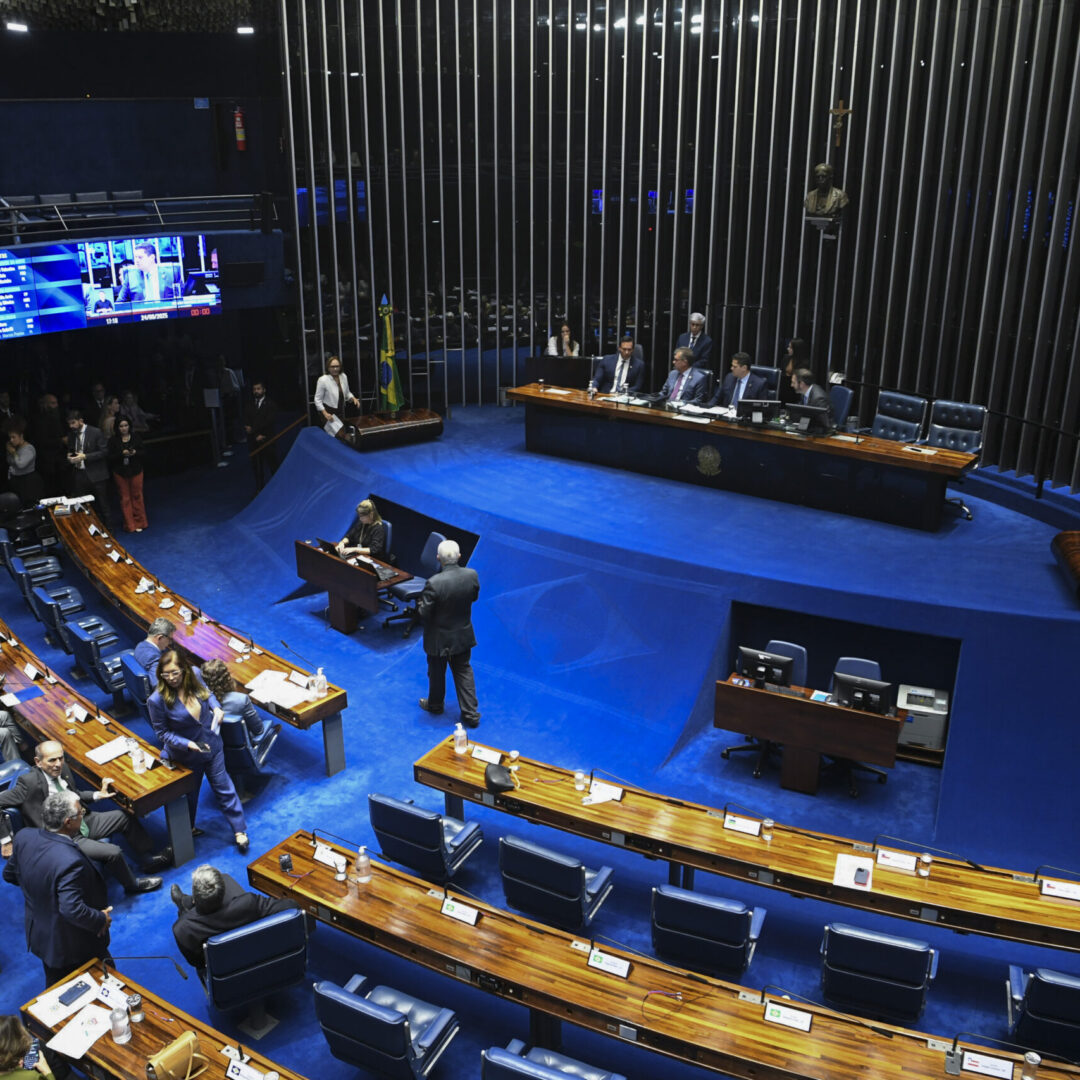 SENADO ARQUIVA PEC DA BLINDAGEM, EM GRANDE VITÓRIA DA PRESSÃO POPULAR