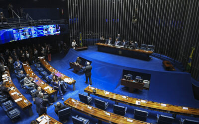 SENADO ARQUIVA PEC DA BLINDAGEM, EM GRANDE VITÓRIA DA PRESSÃO POPULAR